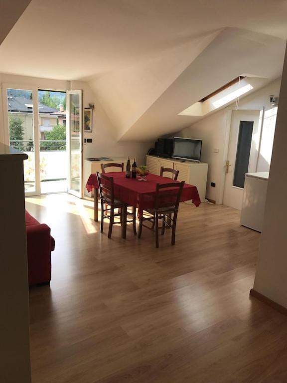 Casa Filippo Large 3 Room Apartment, Close To The Beach, Free Wifi Internet Riva del Garda Kültér fotó