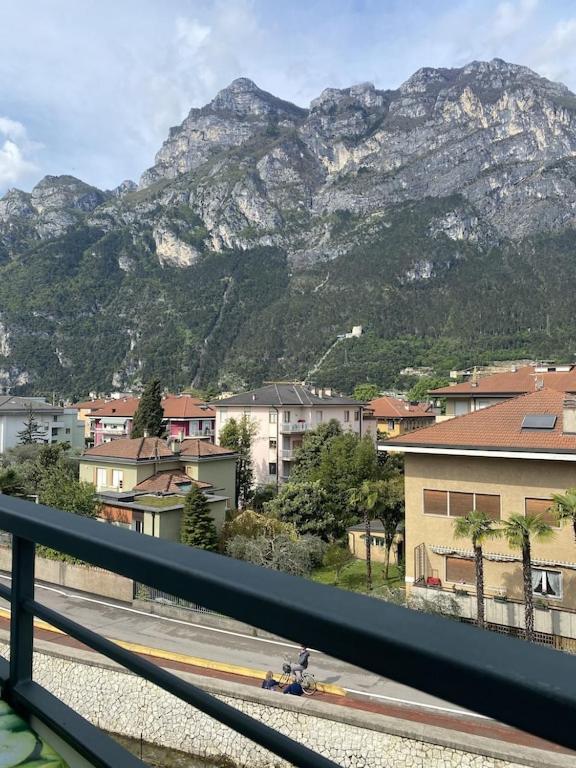 Casa Filippo Large 3 Room Apartment, Close To The Beach, Free Wifi Internet Riva del Garda Kültér fotó